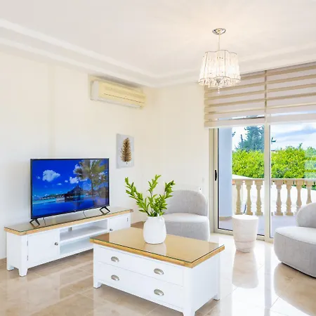 Vila Lefkos