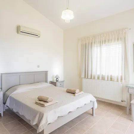 Vila Lefkos Argaka
